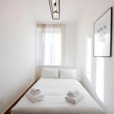 Modern Luxury 아파트