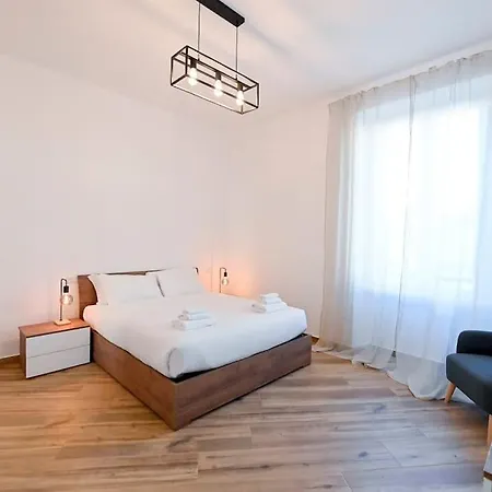 Modern Luxury 아파트